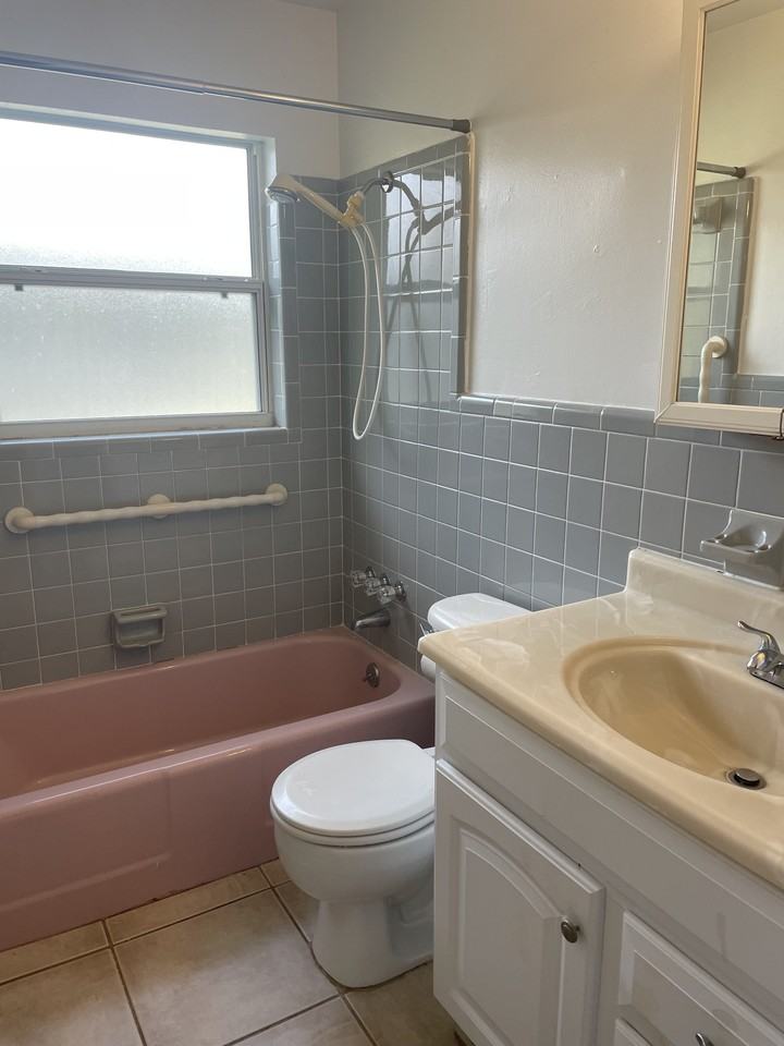 4410 Hill Dr - Photo 7 of 7