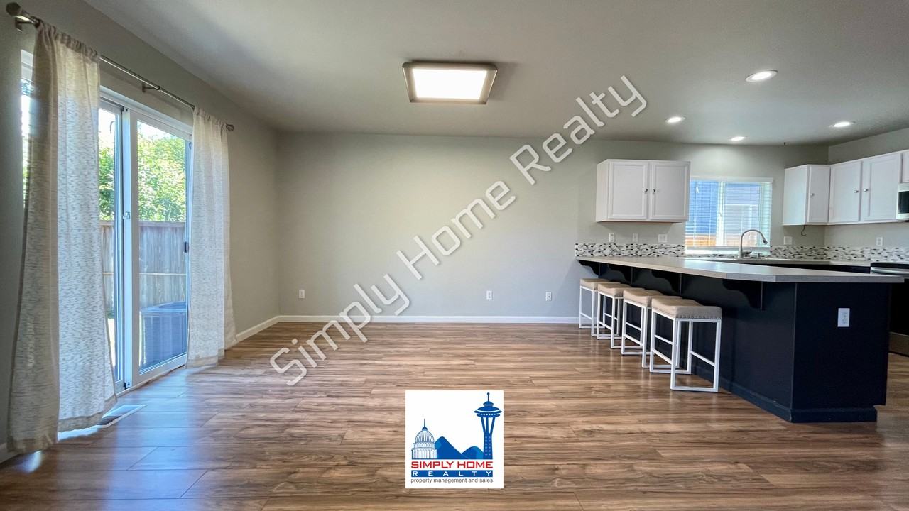 15302 91st Ave Se - Photo 4 of 21