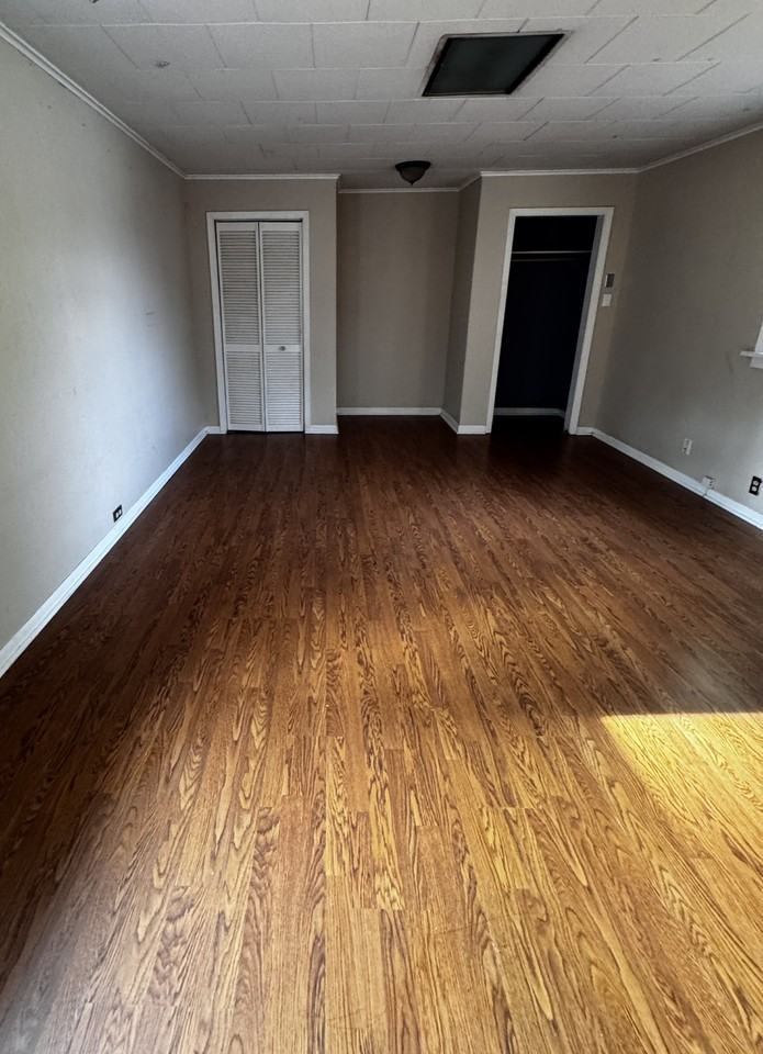 517 S Weed Blvd - Photo 5 of 11