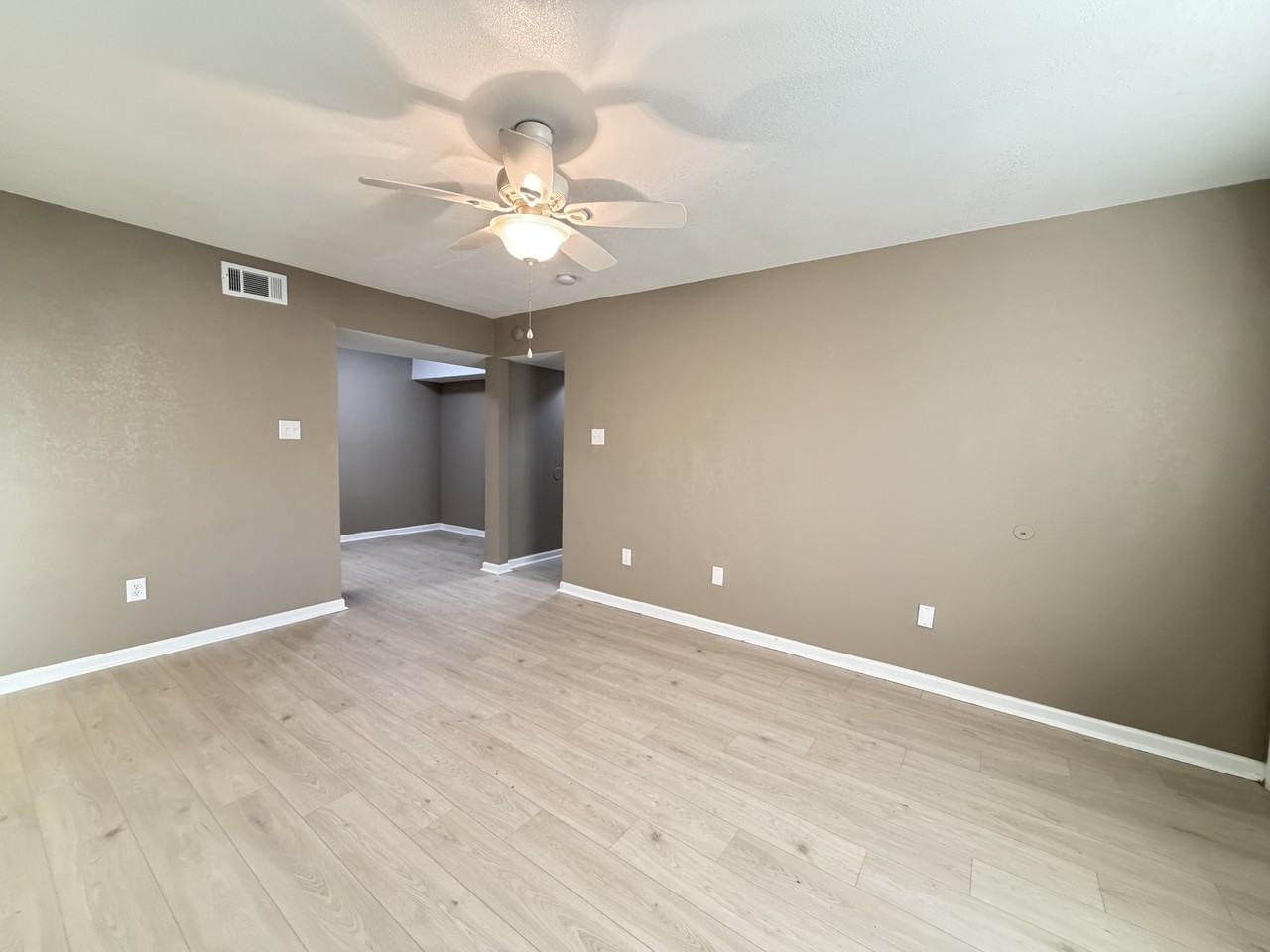 2150 N Sherwood Forest Dr #10B - Photo 4 of 10