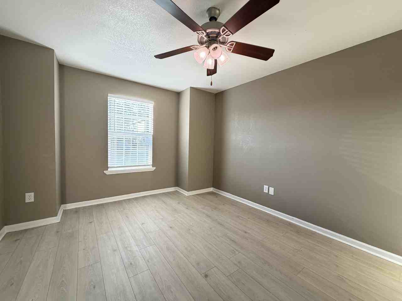 2150 N Sherwood Forest Dr #10B - Photo 5 of 10