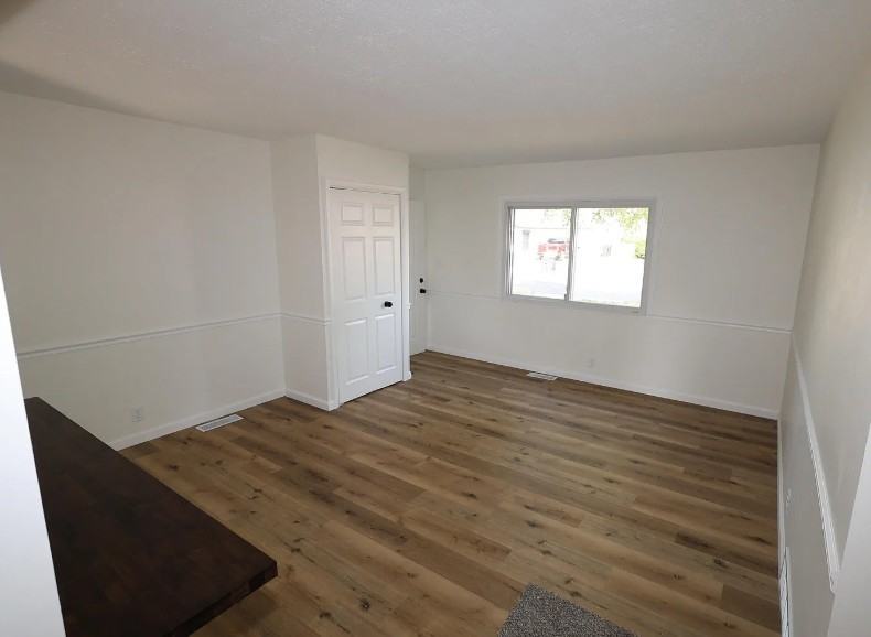 1845 Hass Dr - Photo 4 of 17
