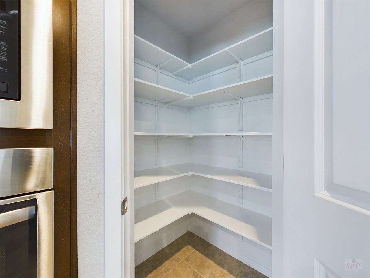 2409 Brook Crest Way - Photo 7 of 31