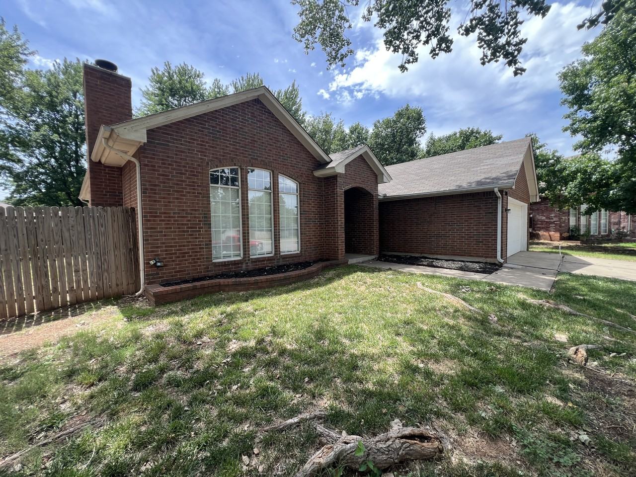 1420 Nw 183rd Ter - Photo 2 of 19