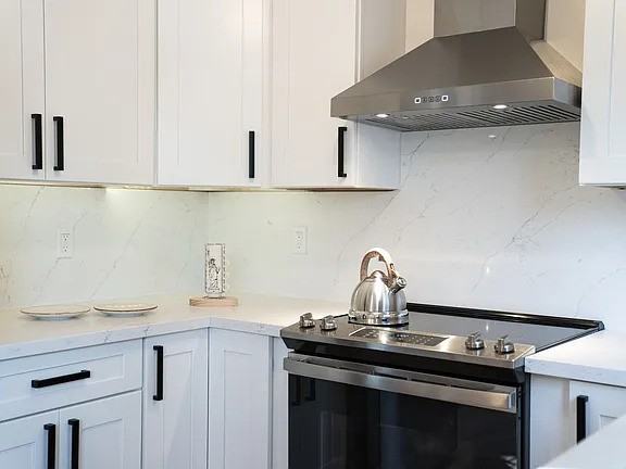 460 E Maude Ave - Photo 5 of 13