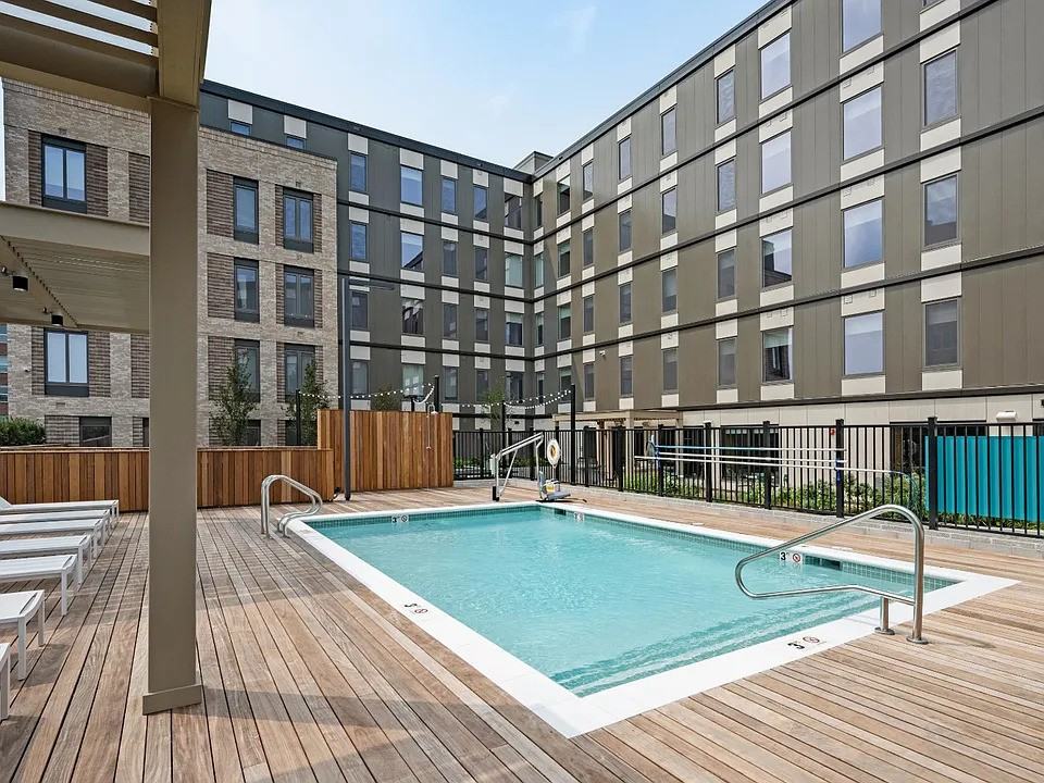 1190 Hancock St - Photo 3 of 13