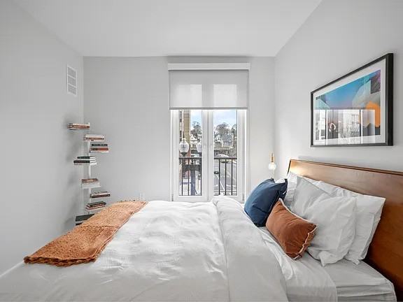 1190 Hancock St - Photo 7 of 13