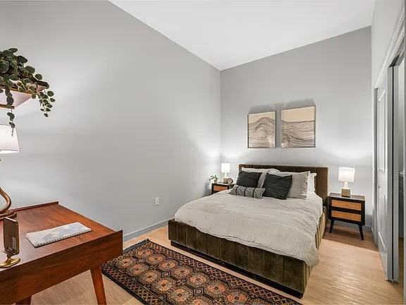 777 Summer St - Photo 5 of 13