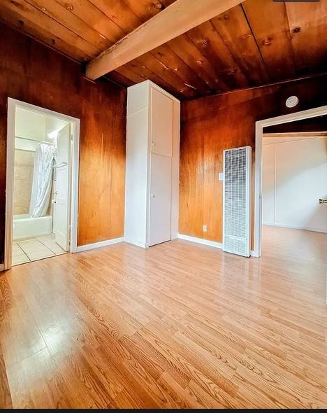 2501 Emerson St - Photo 4 of 18