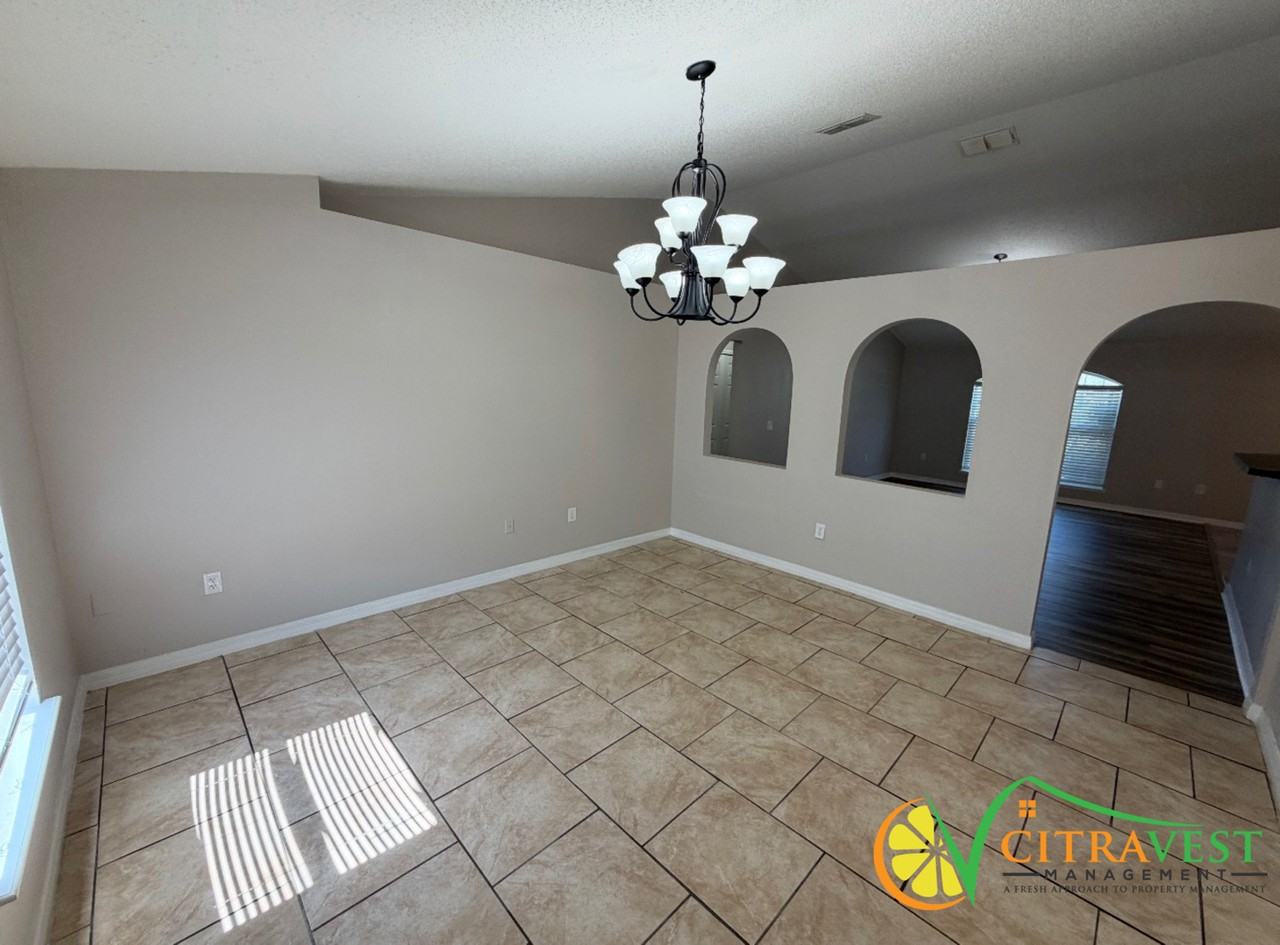 1202 Apopka Pl - Photo 2 of 14