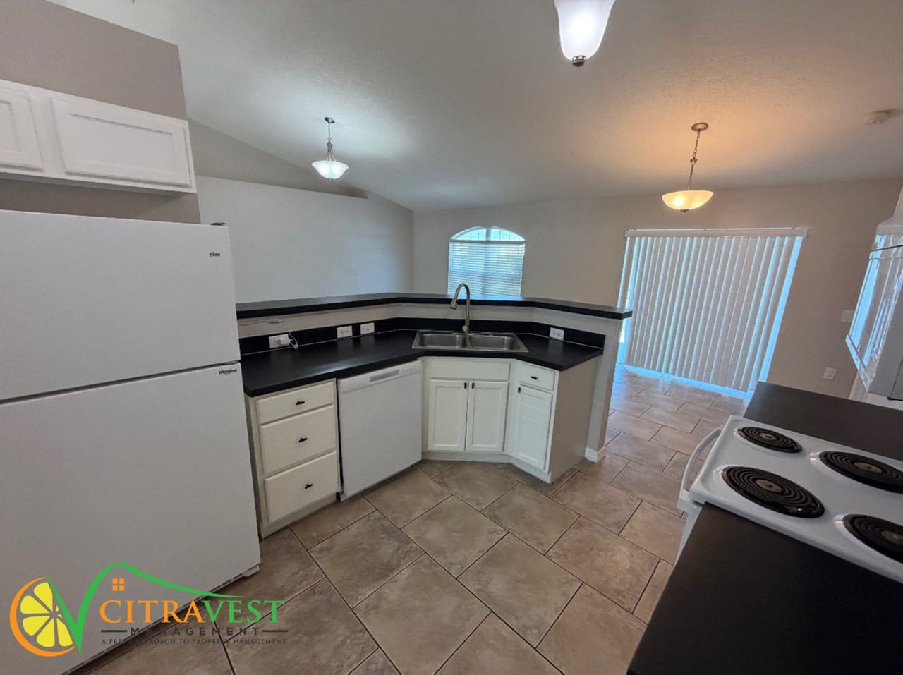 1202 Apopka Pl - Photo 5 of 14