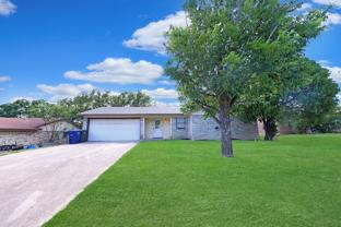 1415 Janet Ln - Photo 1 of 1