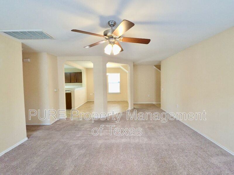 7412 Cayenne Ln - Photo 4 of 32