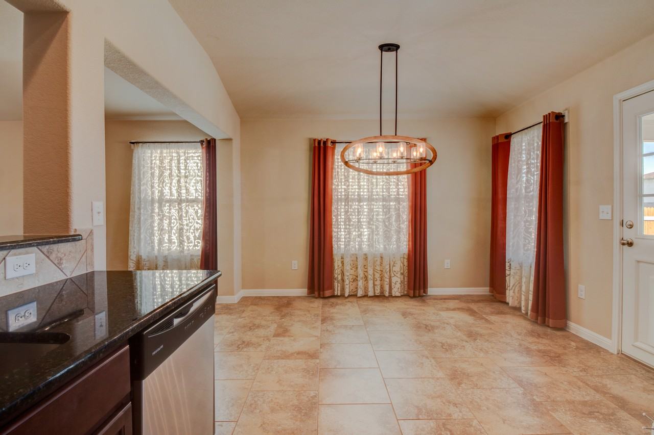 209 Moulins Ln - Photo 6 of 24