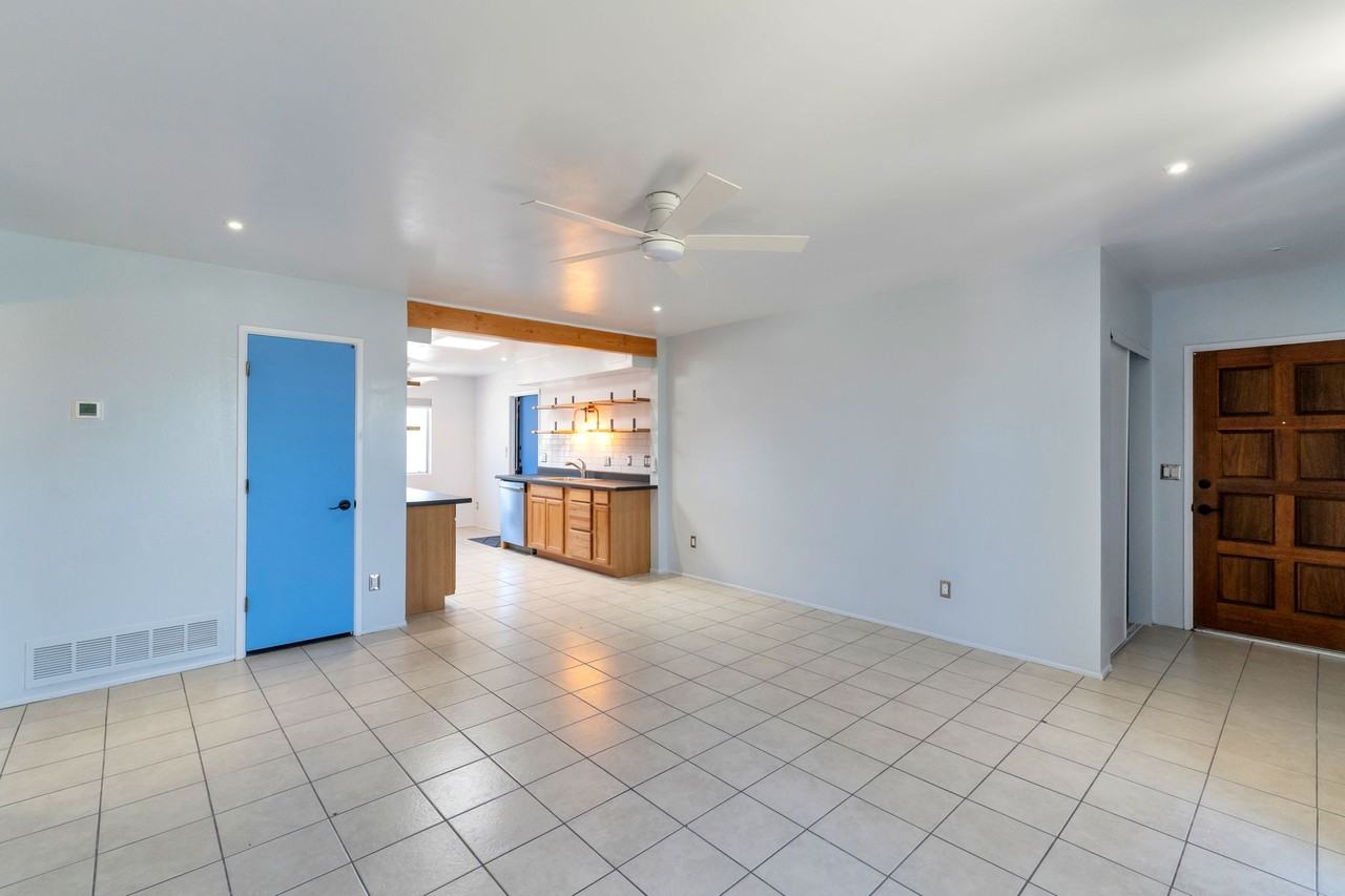 654 N Richey Blvd - Photo 4 of 16