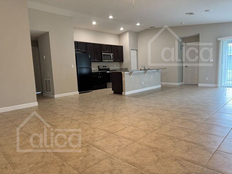735 Gelaso St Sw - Photo 5 of 23