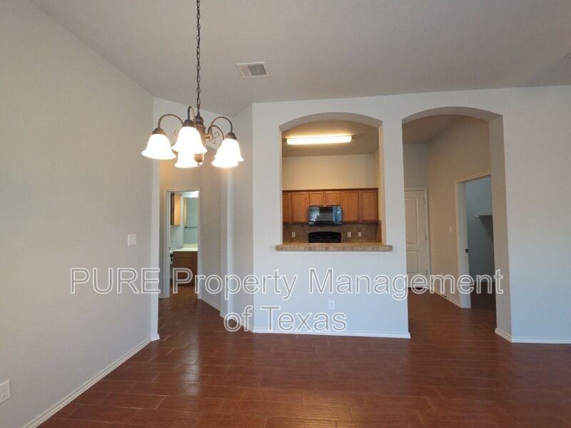 1504 Muirfield Bend Dr #A - Photo 5 of 50