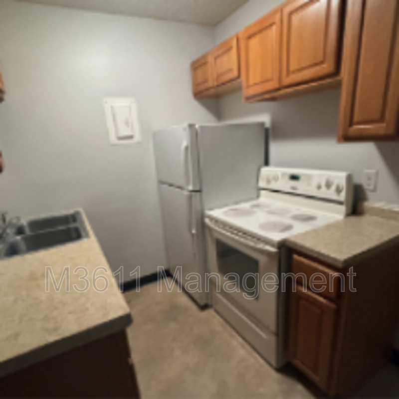 1616 E St #9 - Photo 2 of 5