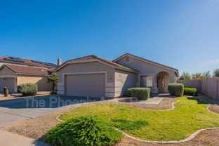 1261 N Balboa Dr - Photo 1 of 1