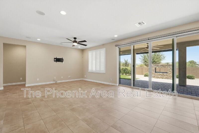 39725 N Hailey Ln - Photo 3 of 50