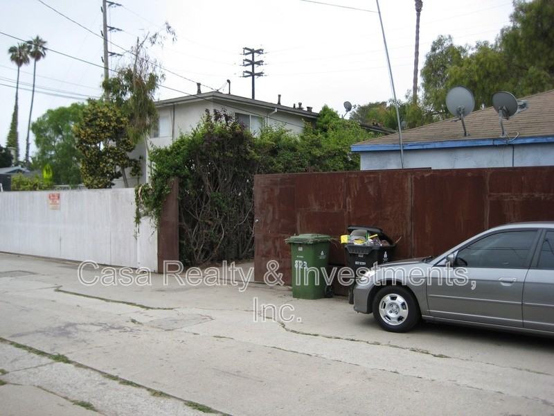 823 Broadway St - Photo 2 of 9