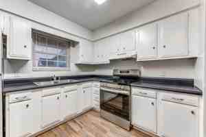 featured image of 742 N 6th St
