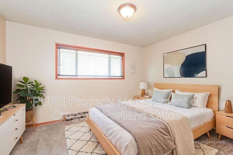 1135 Se 27th Ave - Photo 3 of 21