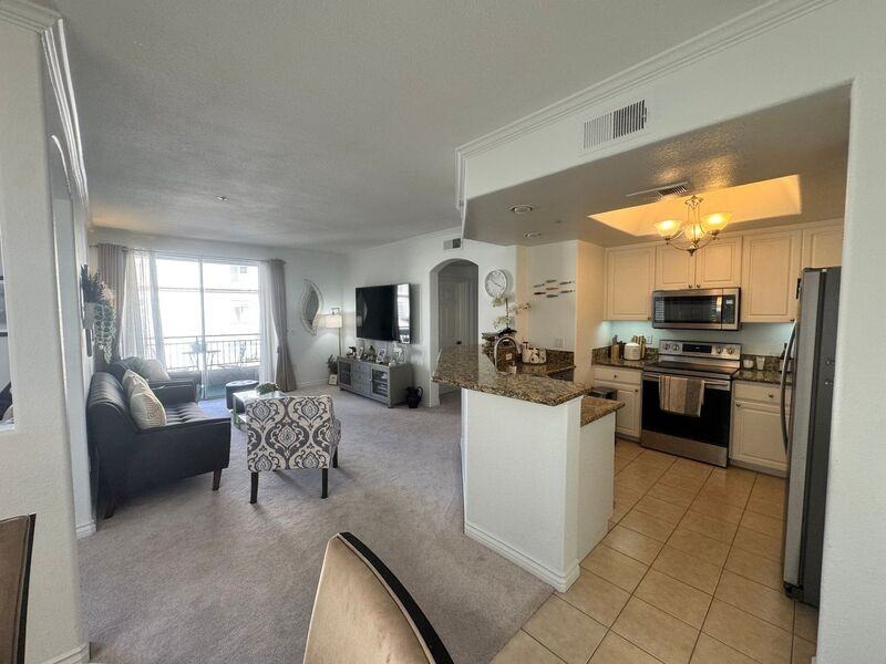 9263 Regents Rd #B210 - Photo 3 of 50