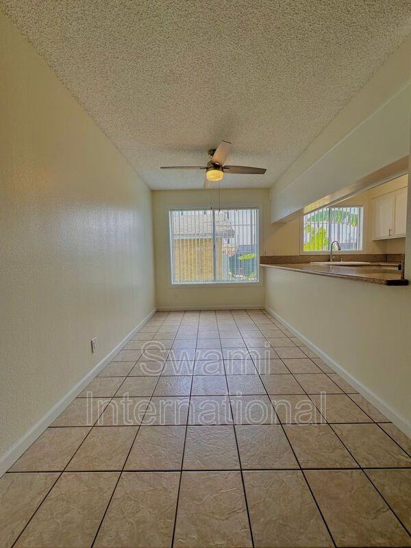 14530 Freeman Ave #04 - Photo 7 of 18