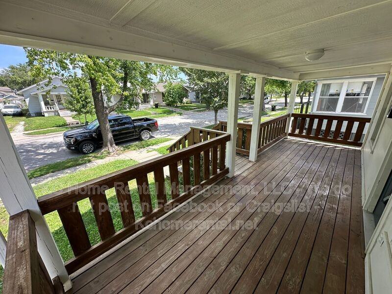 1227 E 22nd Ave - Photo 4 of 27