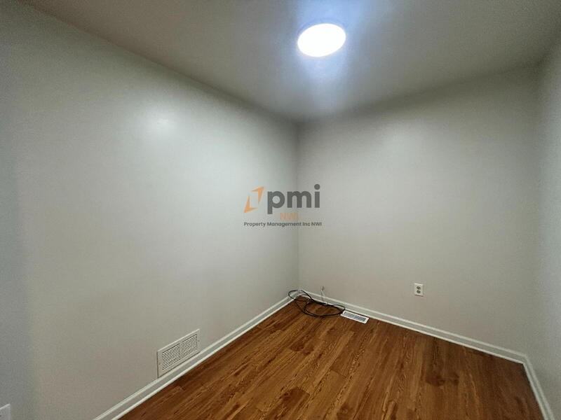 4901 Walsh Ave #1 - Photo 4 of 13