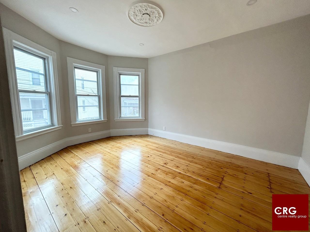 11 Buttonwood St #1A - Photo 3 of 10