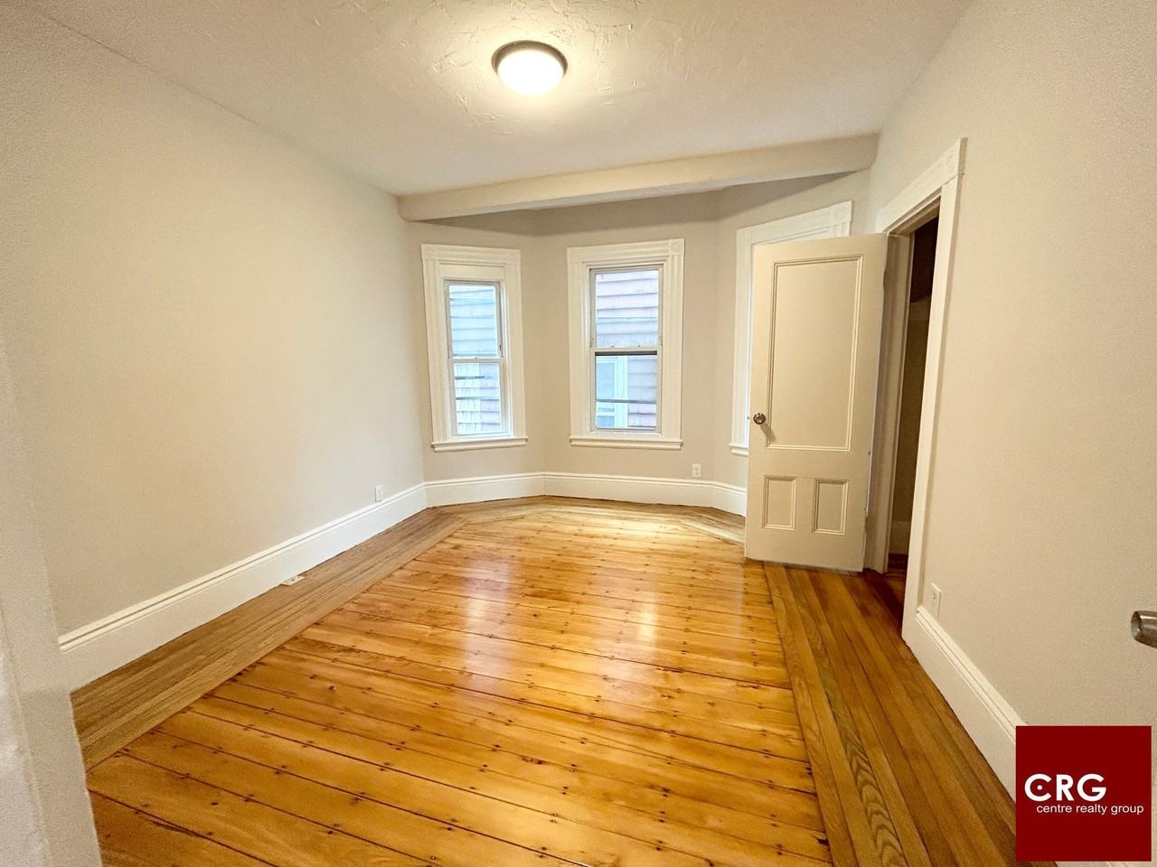 11 Buttonwood St #1A - Photo 4 of 10