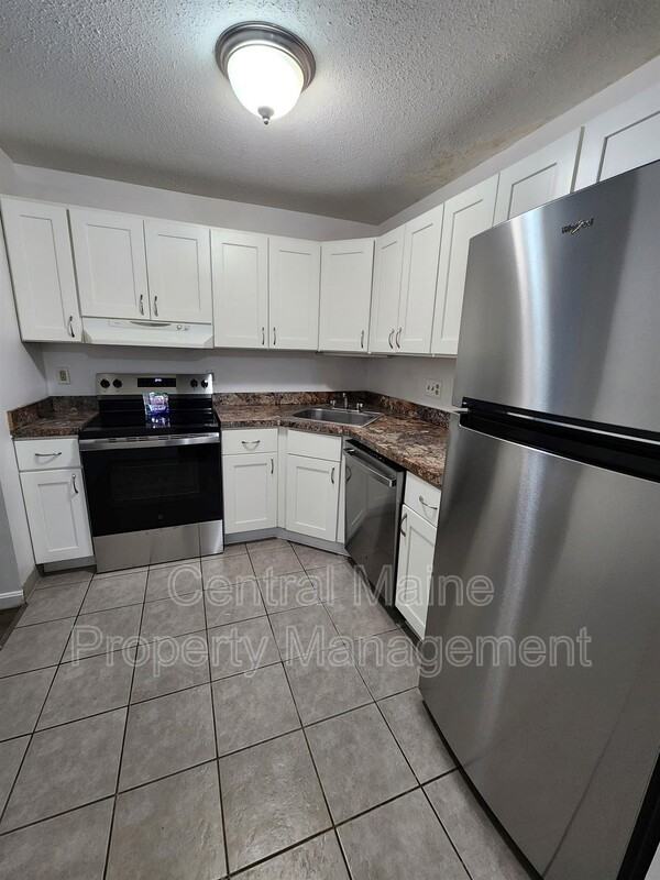 37 Northern Avenue Hts - Photo 3 of 13