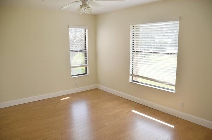 3355 Jaywood Terrace - Photo 6 of 8
