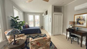 featured image of 114 E Franklin St #2