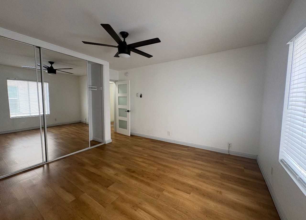 1518 E 3rd St. in Long Beach - Photo 5 of 8