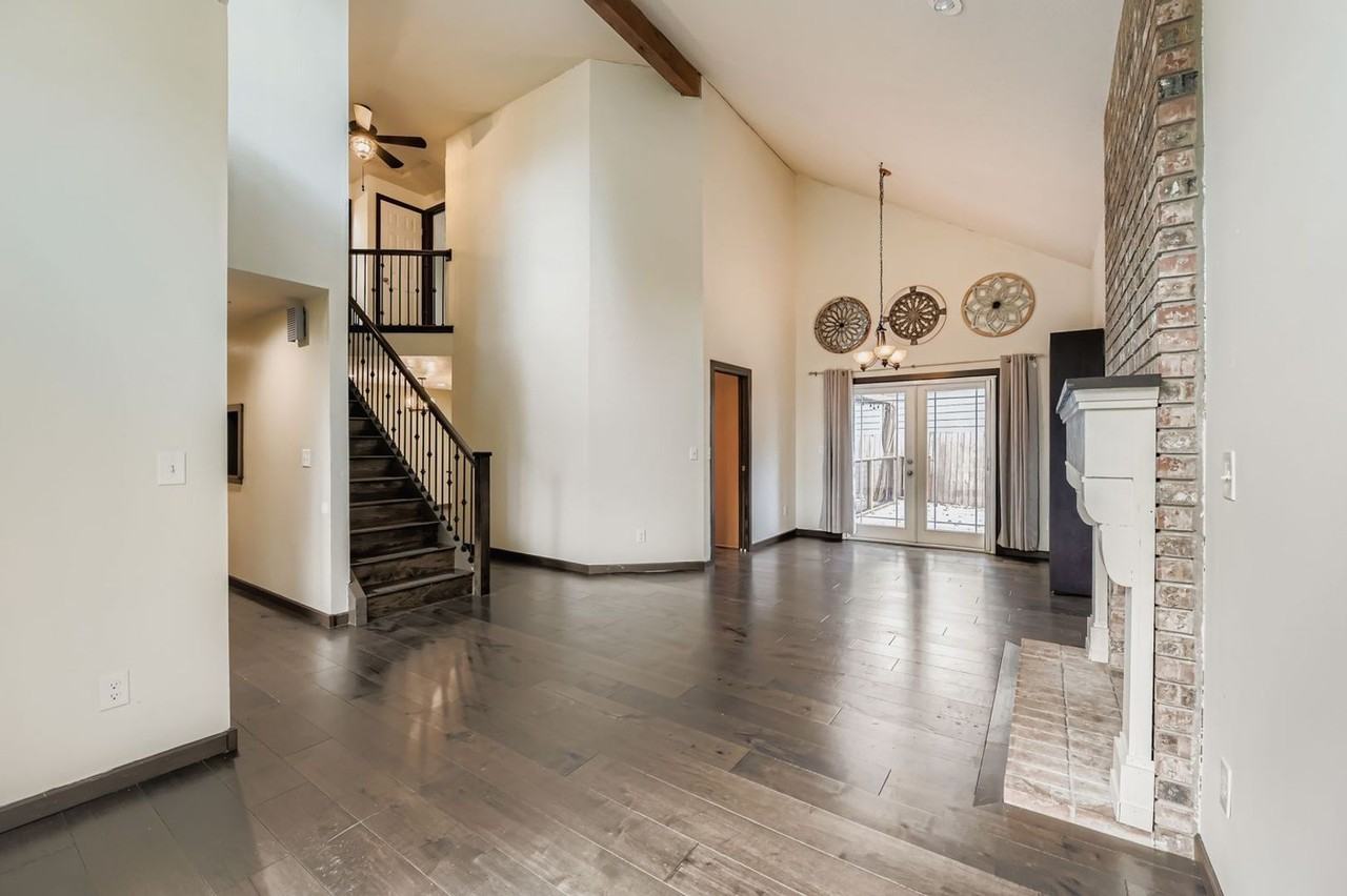 1687 Sw 178th Ave - Photo 6 of 29