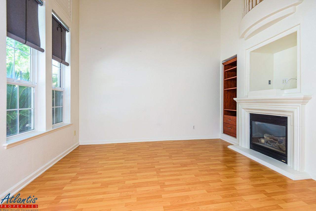 3931 Mosher Dr - Photo 3 of 18