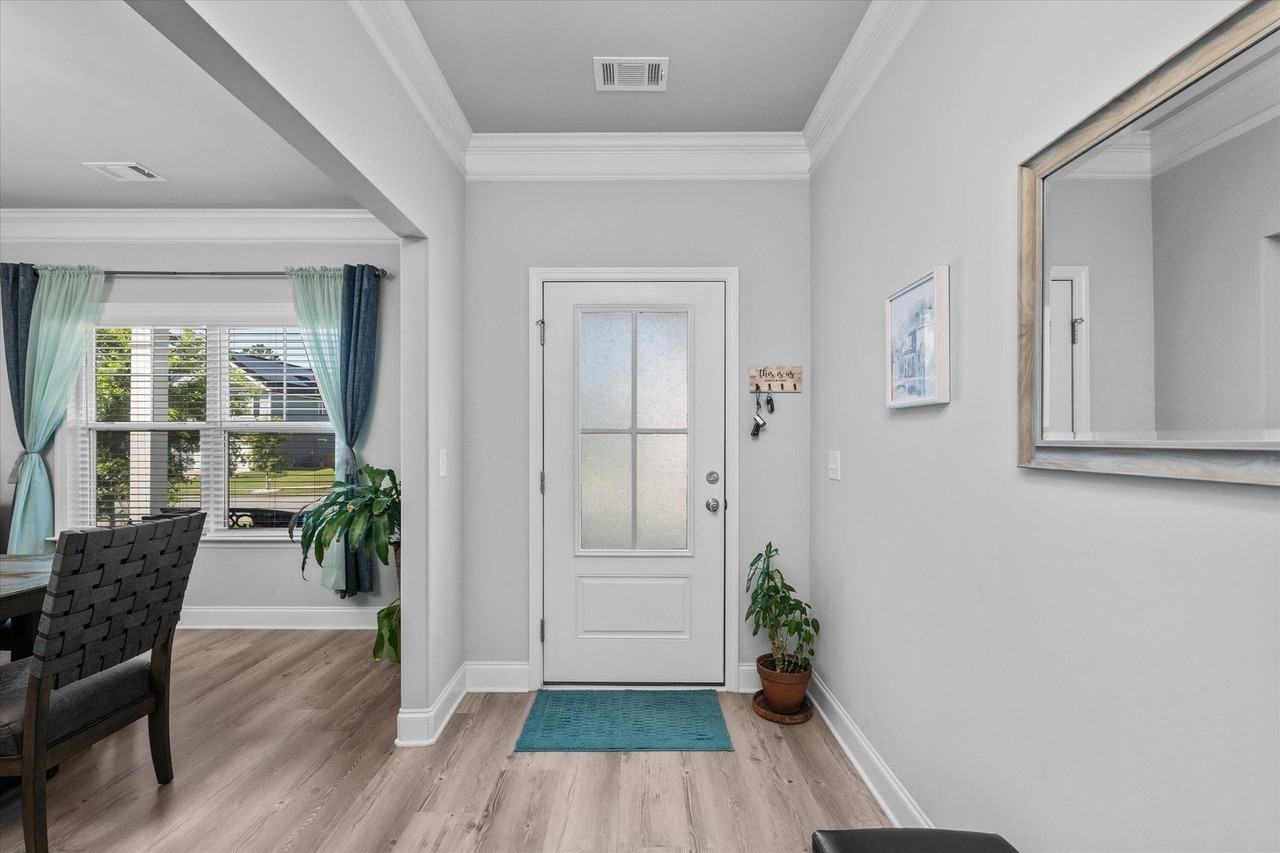 1922 Preservation Cir - Photo 7 of 35