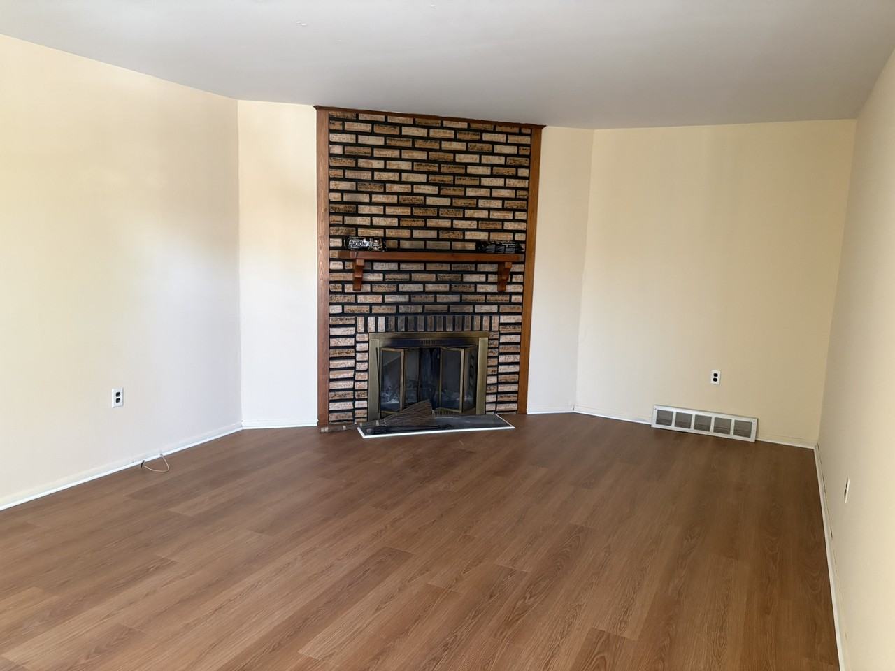 1414 Whitpain Hls #1414 - Photo 2 of 17