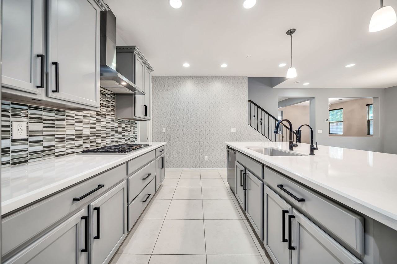 15509 N 47th St #NA - Photo 4 of 31