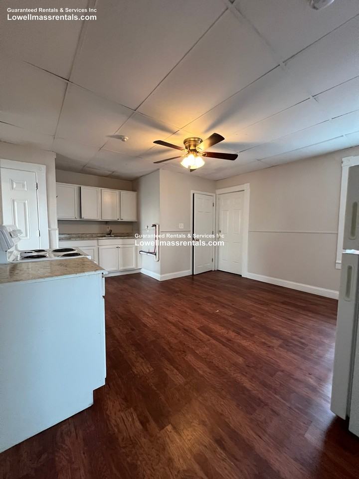 7 Exeter St #3R - Photo 2 of 11