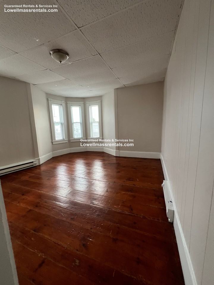 7 Exeter St #3R - Photo 4 of 11