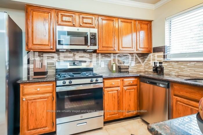 6330 Dellfern Dr - Photo 2 of 18