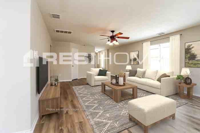 17203 Hawks Landing Dr - Photo 6 of 19