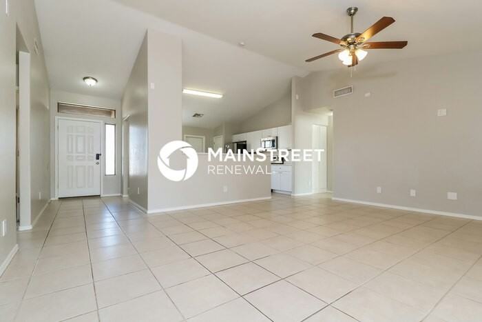 9702 N 93rd Dr - Photo 5 of 16