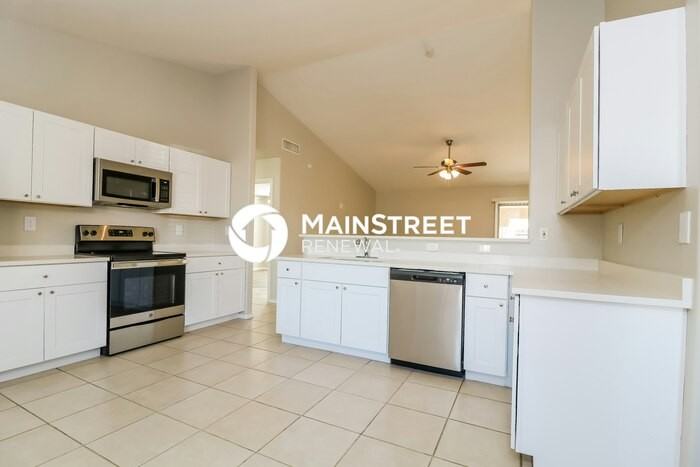 9702 N 93rd Dr - Photo 7 of 16
