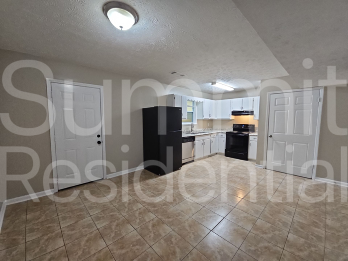 5950 Stonewall Dr - Photo 4 of 17