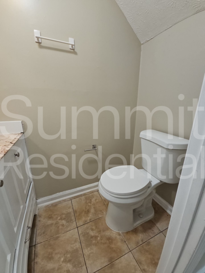 5950 Stonewall Dr - Photo 7 of 17